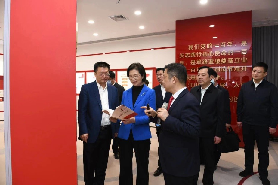江苏省委常委、组织部部长沈莹调研永乐高2